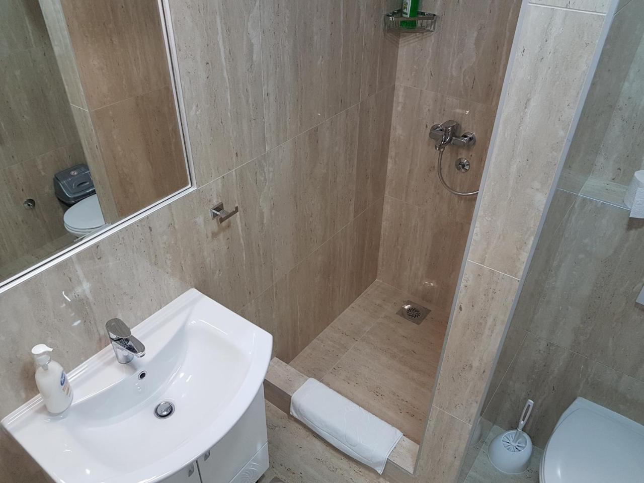 Apartman Simic 2 Valjevo Exteriér fotografie