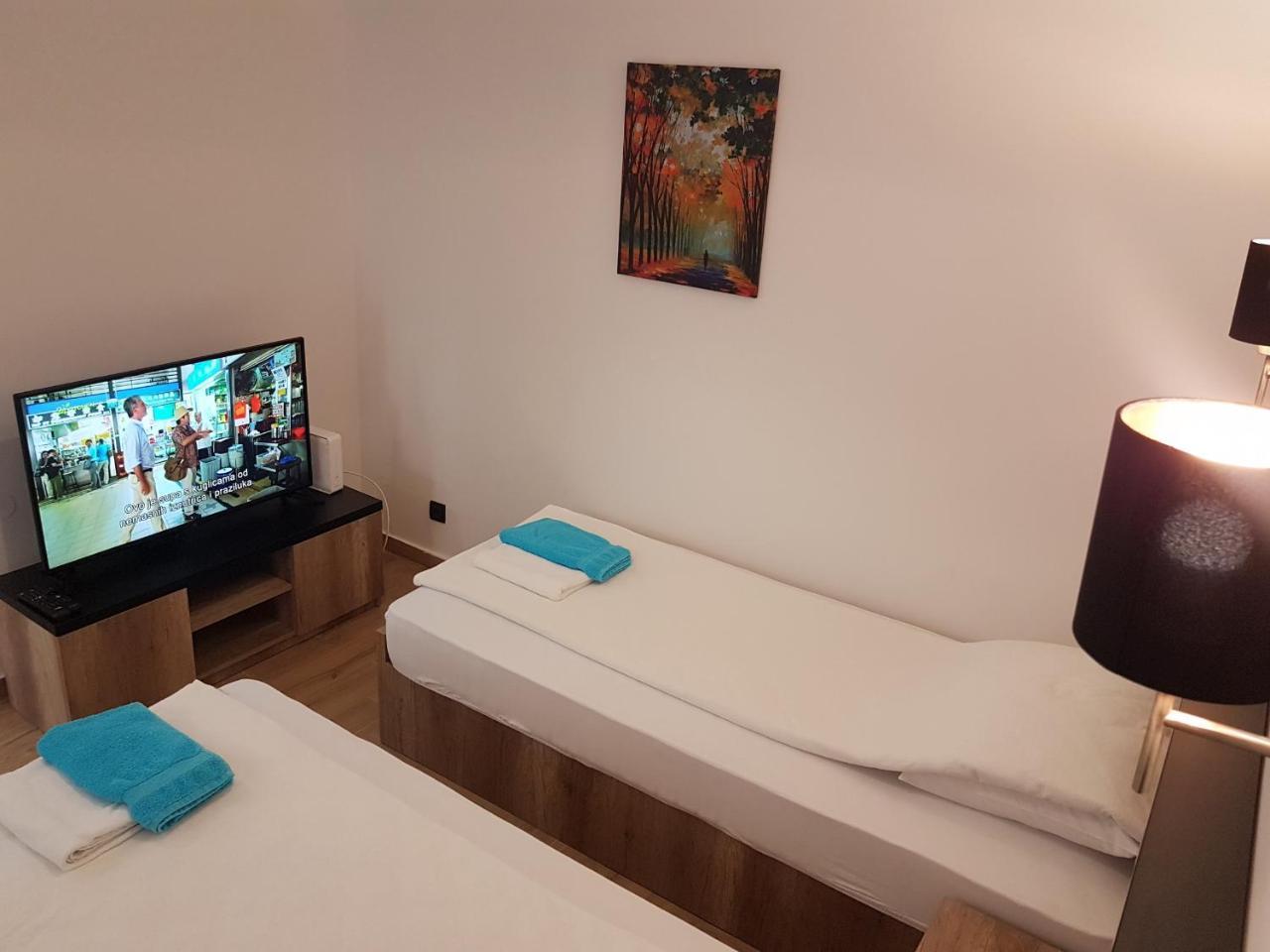 Apartman Simic 2 Valjevo Exteriér fotografie