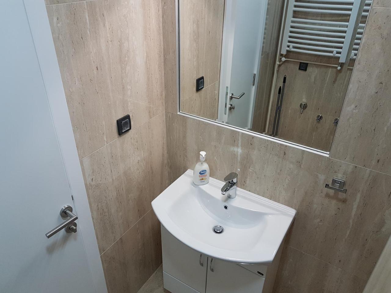 Apartman Simic 2 Valjevo Exteriér fotografie