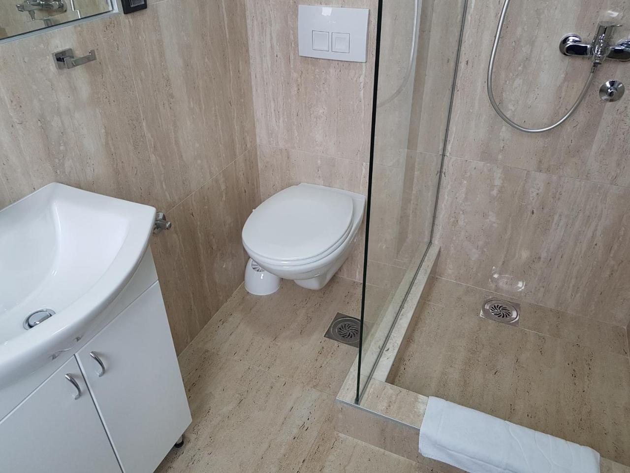 Apartman Simic 2 Valjevo Exteriér fotografie